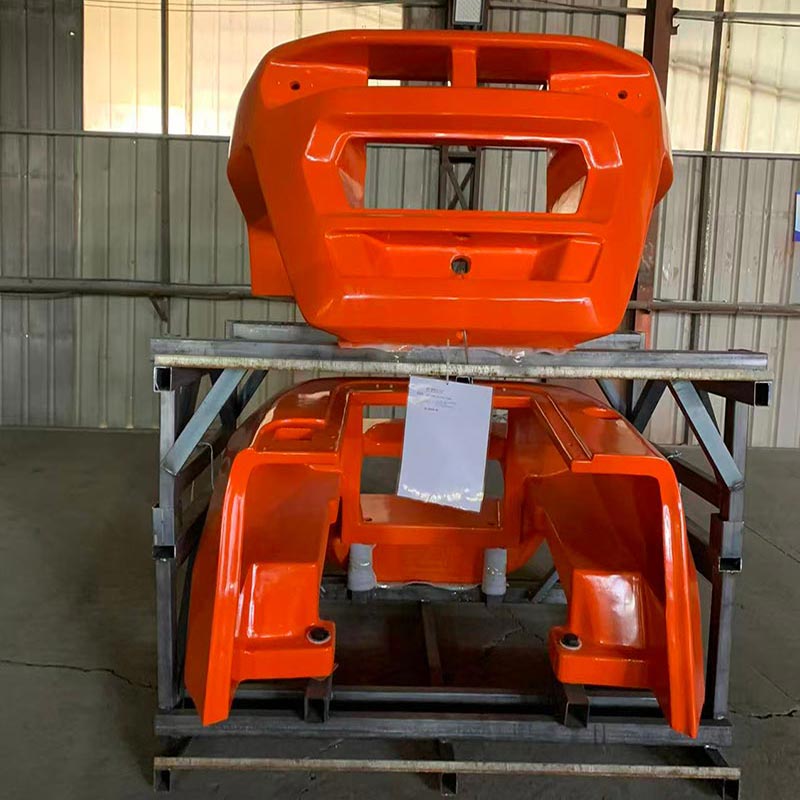 Nouvelles commandes groupées d'un client espagnol de longue date : contrepoids de chariot élévateur et caches d'éclairage pour chariot élévateur.