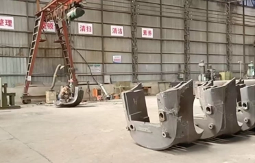 Zunhua Shengjian Prosperous Machinery Parts Co., Ltd. modernise sa ligne de production de moulage de précision et étend ses canaux d'approvisionnement à l'étranger pour les pièces de contrepoids de machines minières.